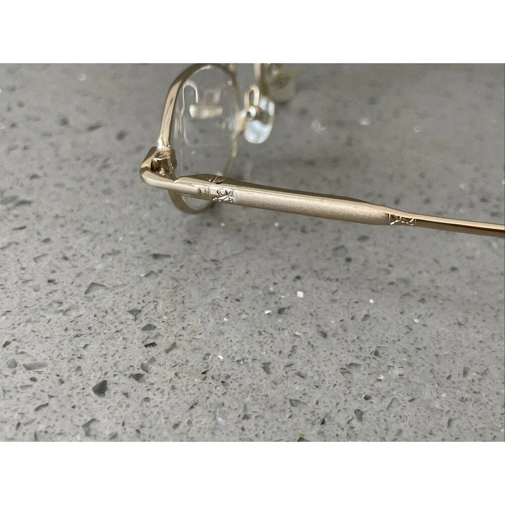Boulevard Boutique this frames